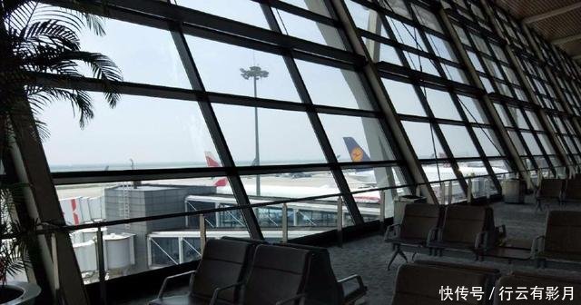 香港四日游完整攻略,维多利亚港太平山顶怪物