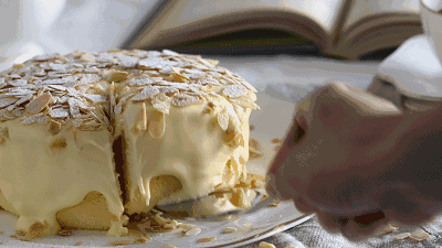 宁波男子买了个假冒爆浆蛋糕，商家的回应气死人，网友：气愤