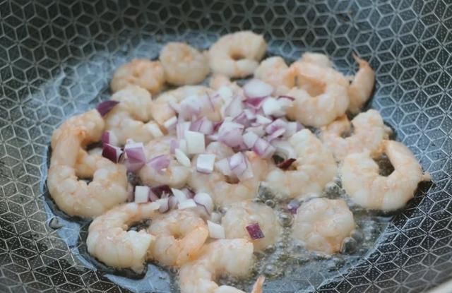 「升级」玉米只会蒸着吃？五道美味告诉你，这样做，美味升级更好吃！