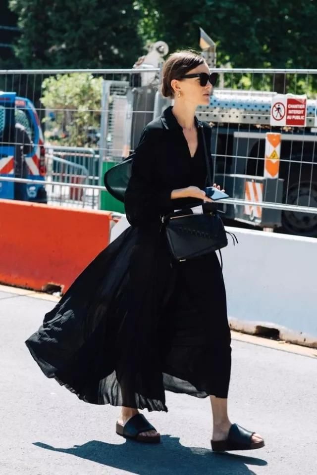 秋天这几款裙子美翻天，高圆圆、刘雯早就穿起来了！