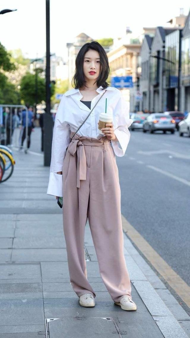 『显瘦』小个子女生穿阔腿裤,选择九分的款式,显瘦又显高