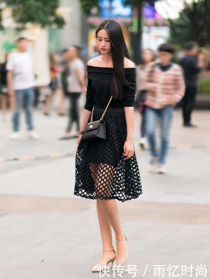 魅力街拍: 大长腿的魅惑, 最让人羡慕了!