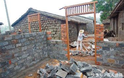  「农村」农村“一户多宅”难题破解，宅基地迎新规，农民不再发