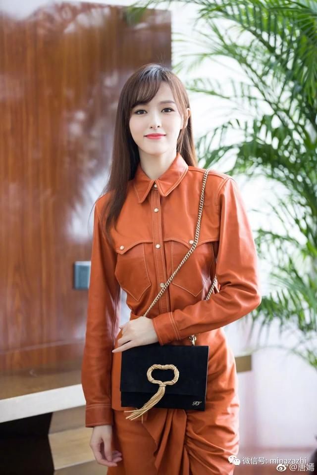 彩妆|超精致!10分钟get唐嫣同款“秋日慵懒枫叶妆” 真的太美了~