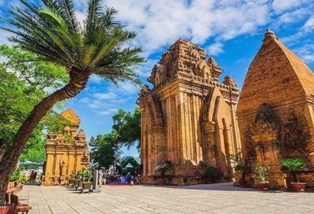 越南“出狠招”,禁止再卖这个给中国游客,否则可能要坐牢?