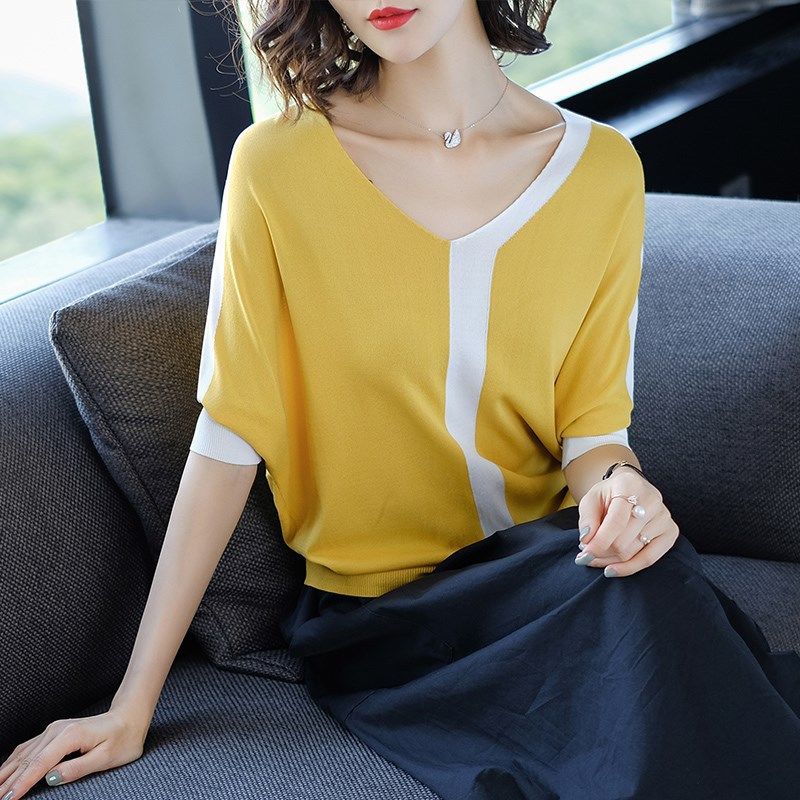 太美了!老婆穿新买的“减龄衫”，瞬间年轻十岁，散发迷人女人味