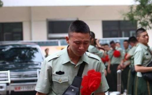 服役8年的退伍军人，回到地方能够找什么工作退伍老兵道出答案