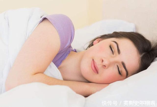  『轻松』敷完面膜后做好这“4点”，皮肤会变得又白又嫩，轻松养出少女肌