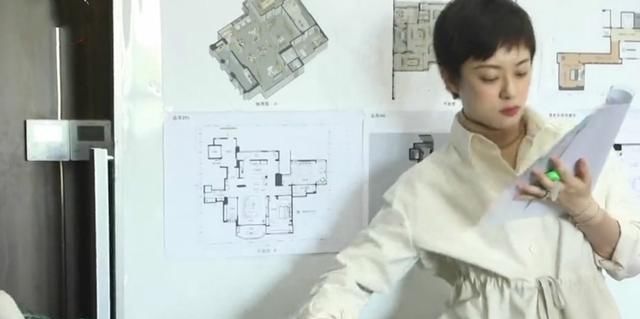  高下■沈腾学关晓彤反手涂口红被群嘲，直到孙俪“出手”，王者高下立判