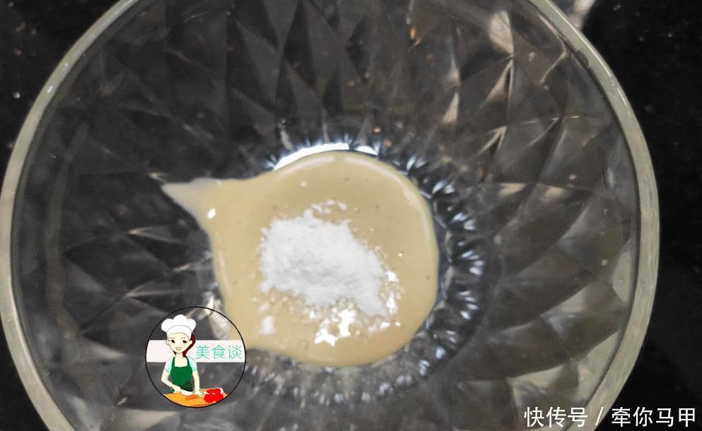 『蒸一蒸就好』蒸红糖糕时,只用面粉就错了,多加一种粉,Q弹蓬松,一次就成功!