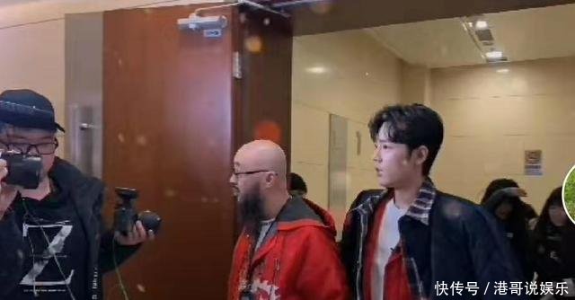 肖战北京春晚发布会全程