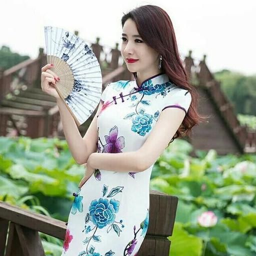 旗袍为什么要“两边开叉”？作用有两个，其中一个令人脸红！