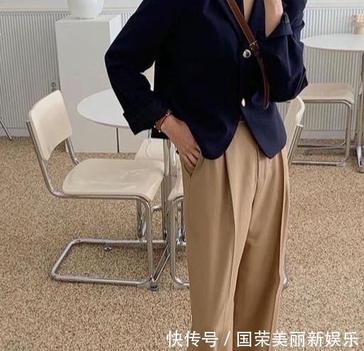 『时髦』2019流行“上短下长”,时髦炸了