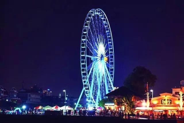 曼谷致命吸引力正是热带风光、佛教文化、民间风俗三者的叠加