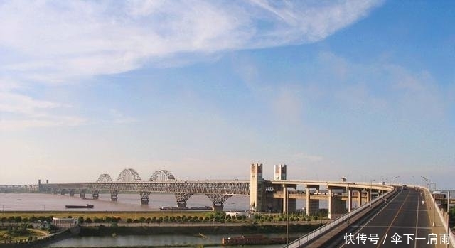  #界线#中国有10个非省会城市，因主城区为省界线，发展受影响