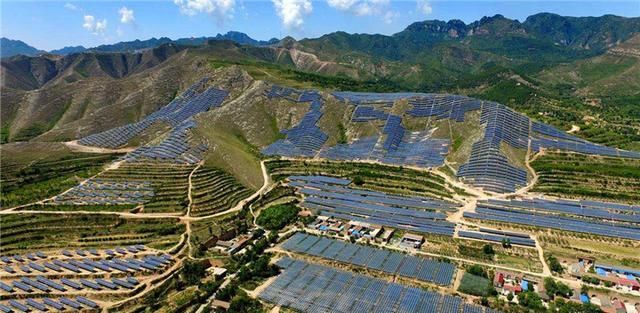 霸气！中国耗资88亿，建全球最大光伏电站，绵延40公里，位于山西