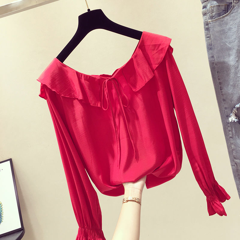 刚刚发现一种女衫，叫:“女神衫”，搭小脚裤穿，连背影都美上天