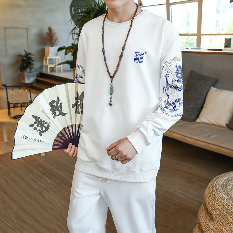 50岁男人不管穷不穷，尽量穿这高档男装，连走路都带飘的!贼帅