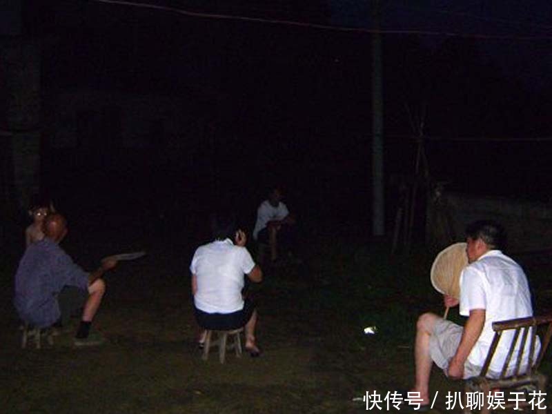  #时间#80年代的农村，在长时间停电的夜晚是如何度过的比如今更