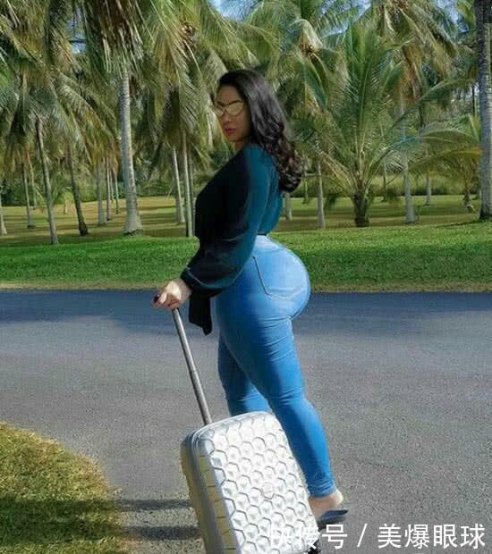 紧身牛仔裤在大码模特身上的冲击波,是美还是