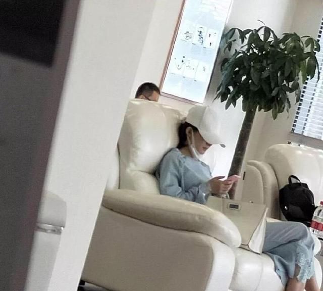 分享知识结婚约会怀孕，赵丽颖回应传说，网友:真实感动。