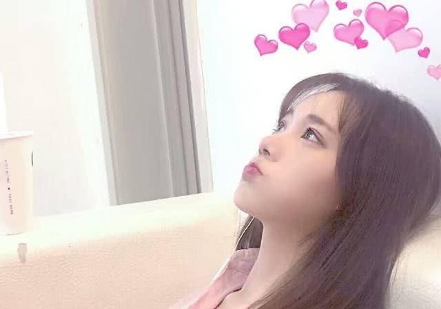 #喜欢#还在留恋“瓜子脸”呢,现在这3种脸型的女生,男生都喜欢!