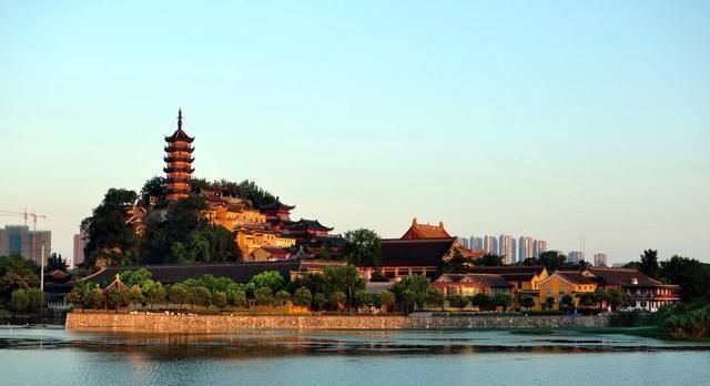  「平均海拔」中国“地势”最低的省份，平均海拔在50米以下，几