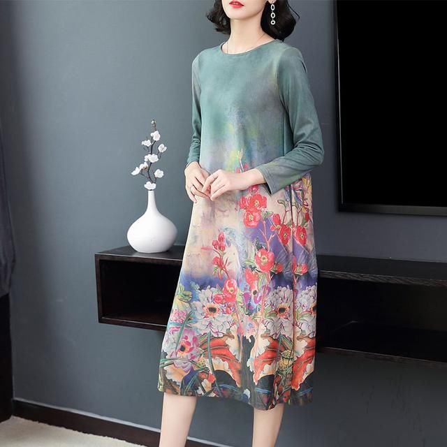 不骗你,日思夜梦的秋裙终于开卖,比旗袍更美,60后穿定美翻天