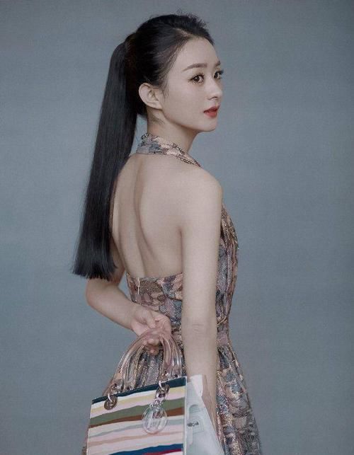  『发过』“高马尾”显精神状态好，但扎发过紧，却让头发不堪重负！