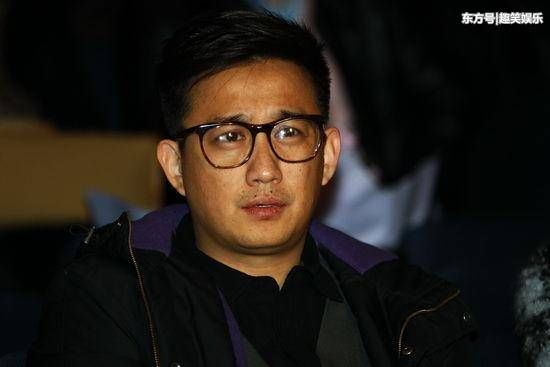 明星批疫苗造假,章子怡愤怒,何炅暖心,刘强东13字回应太霸气