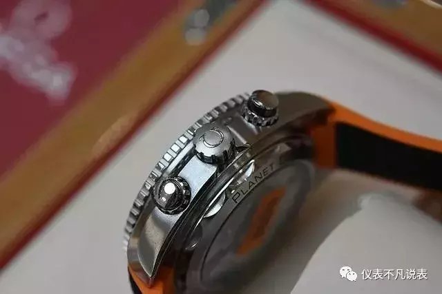  『欧米茄』欧米茄海洋宇宙600米深海巨兽，第一眼的感觉很惊艳