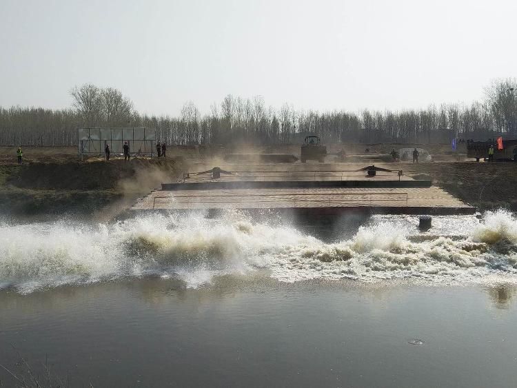  『提速』小清河“神器”下水 跨河倒运渣土提速七成