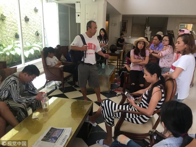 外国的月亮未必圆!中国游客被瑞典警察扔到墓地,外交部紧急预警