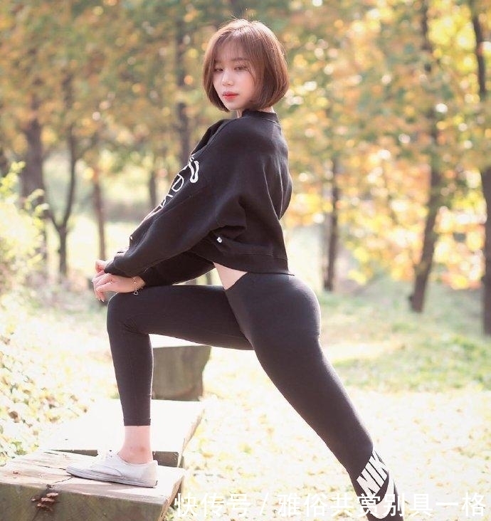 紧身裤|美女锻炼的时候一点不认真,紧身裤都白穿了!