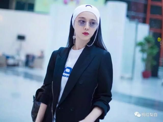 因为它，张韶涵被坑惨了，李小璐却变好看了？