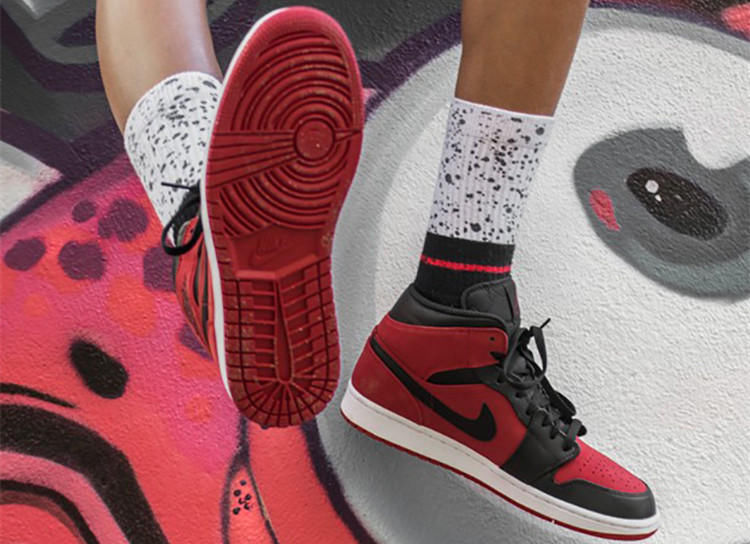 今年双11,不可错过的AJ1球鞋!