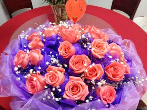 结婚纪念日送几朵花好 送什么花更浪漫0