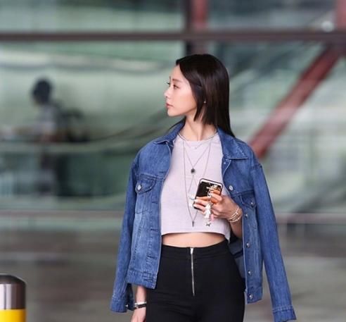 人家“亚洲第一美女”李成敏这才是真正的蚂蚁腰!