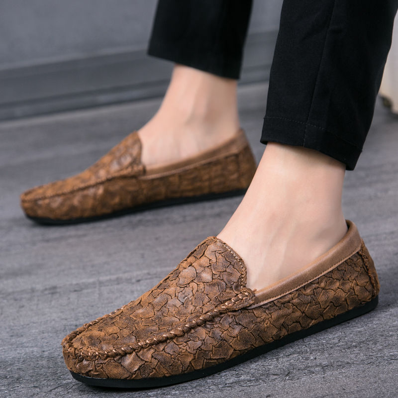 有一种男鞋，叫“豆豆鞋”，舒适好穿不闷脚，穿上贼显年轻