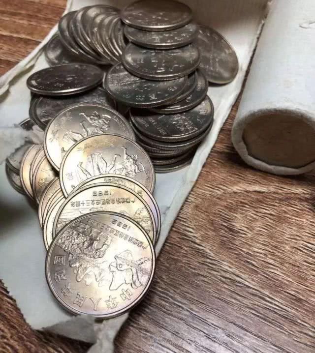  「种卷纸」鼠年币或许又换新包装？除了山楂卷外还有……