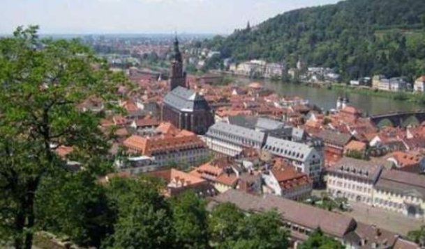 世界最有钱的钻石小镇，拥有7.2万吨钻石，当地人却习以为常