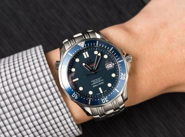 广州站西查获价值数亿元高仿表!让人感叹是这些表竟能远销欧洲?