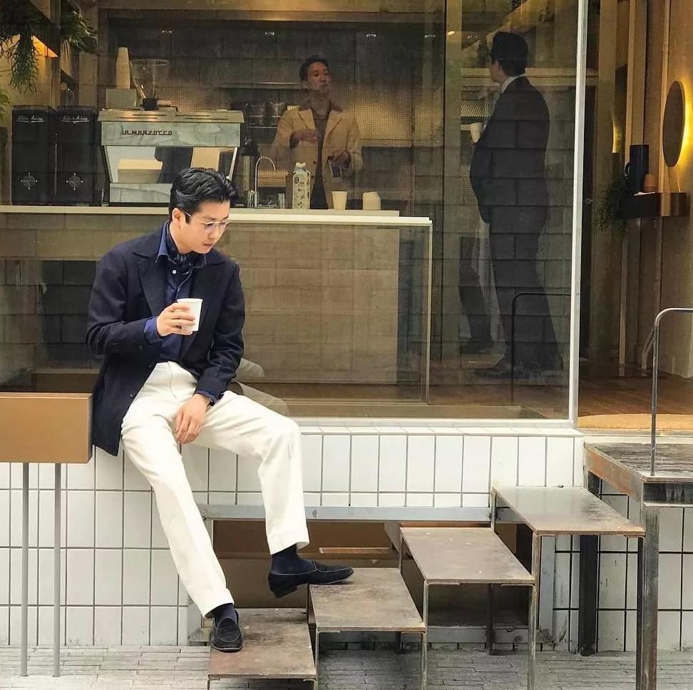 为什么穿这件裤子上班，女同事要去派出所告我性骚扰丨绅装老爷会