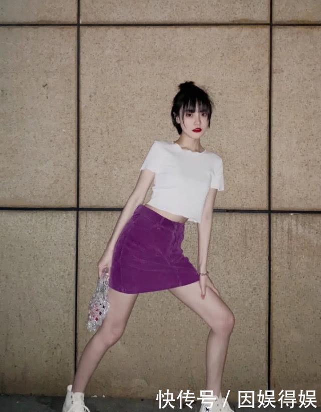 『男神』女生别再穿一身黑了,如今男神都爱元气少女这样穿搭,快学起来吧