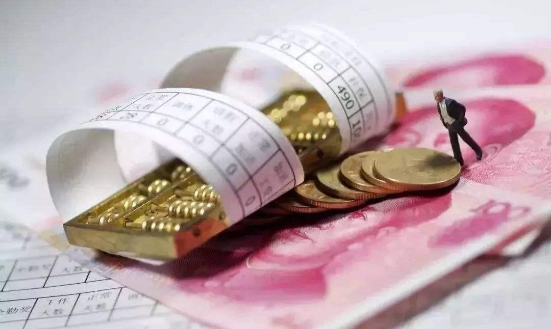 我2018年12月退休，事业正科35年工龄，2019年养老金能涨多少钱？