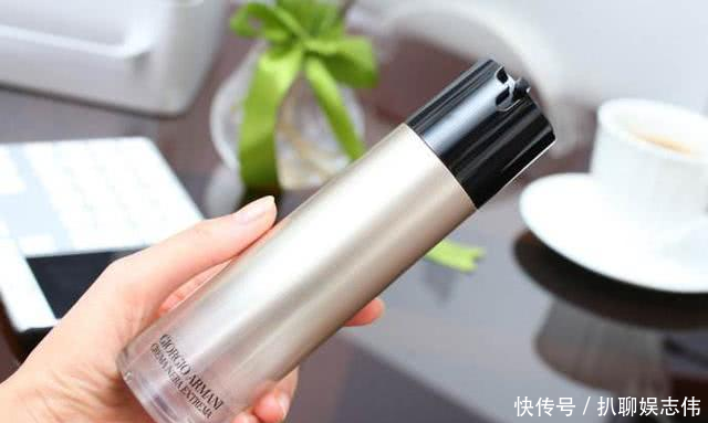  「精华液」这些精华液特别温和补水美白，因价格被忽视，修复暗沉皮肤看得见