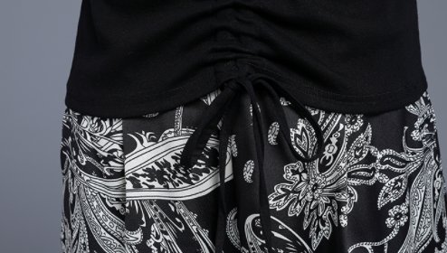 新流行一种“显高套装”，特适合矮个子女人，显高更有范