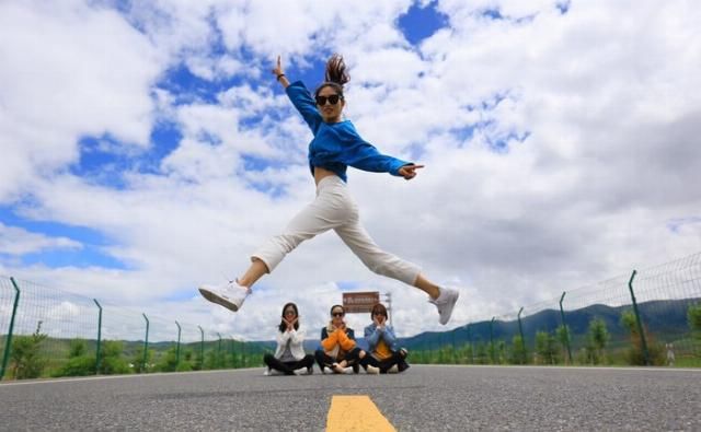 四个花季少女,自驾牧马人远赴西藏,只为那一场圆梦之旅!