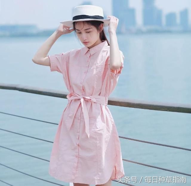 女人穿裙子不注意这3点，长得再美也是白搭~