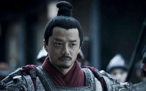  「秦朝」秦朝统一而六国造反，汉朝统一却天下太平，原因是博弈策略的改变